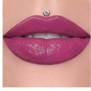 Jeffree Star Supreme Gloss- More Than Friends